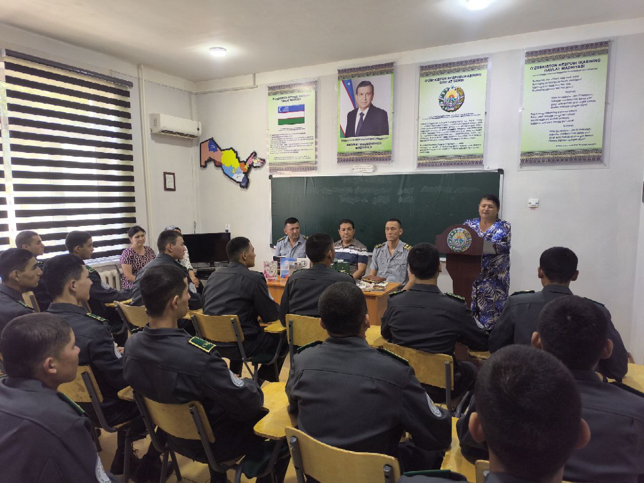 📖 "KITOB INSONNI - INSON DUNYONI O'ZGARTIRADI"