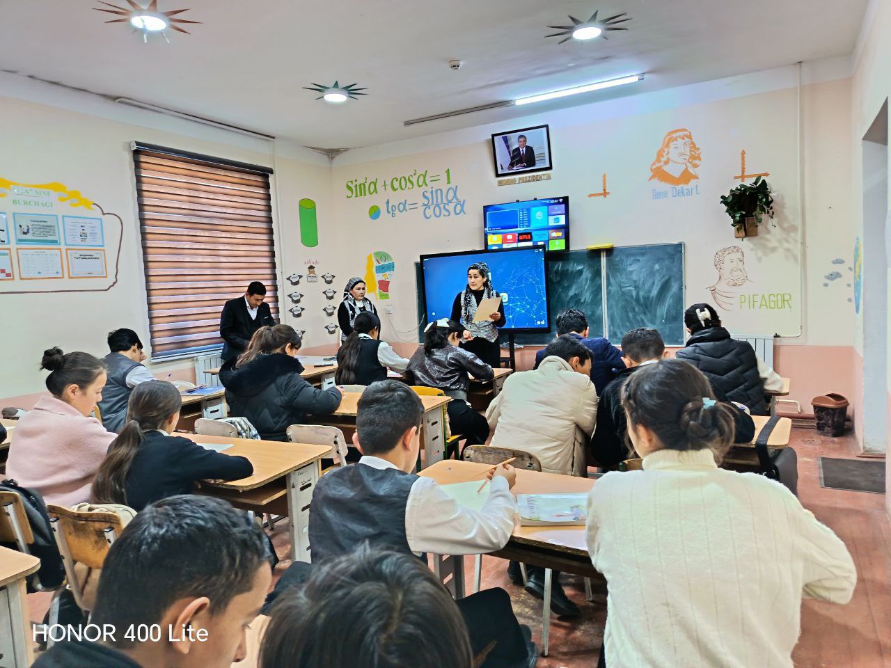 Yangiobod tuman axborot-kutubxona markazi xodimlari