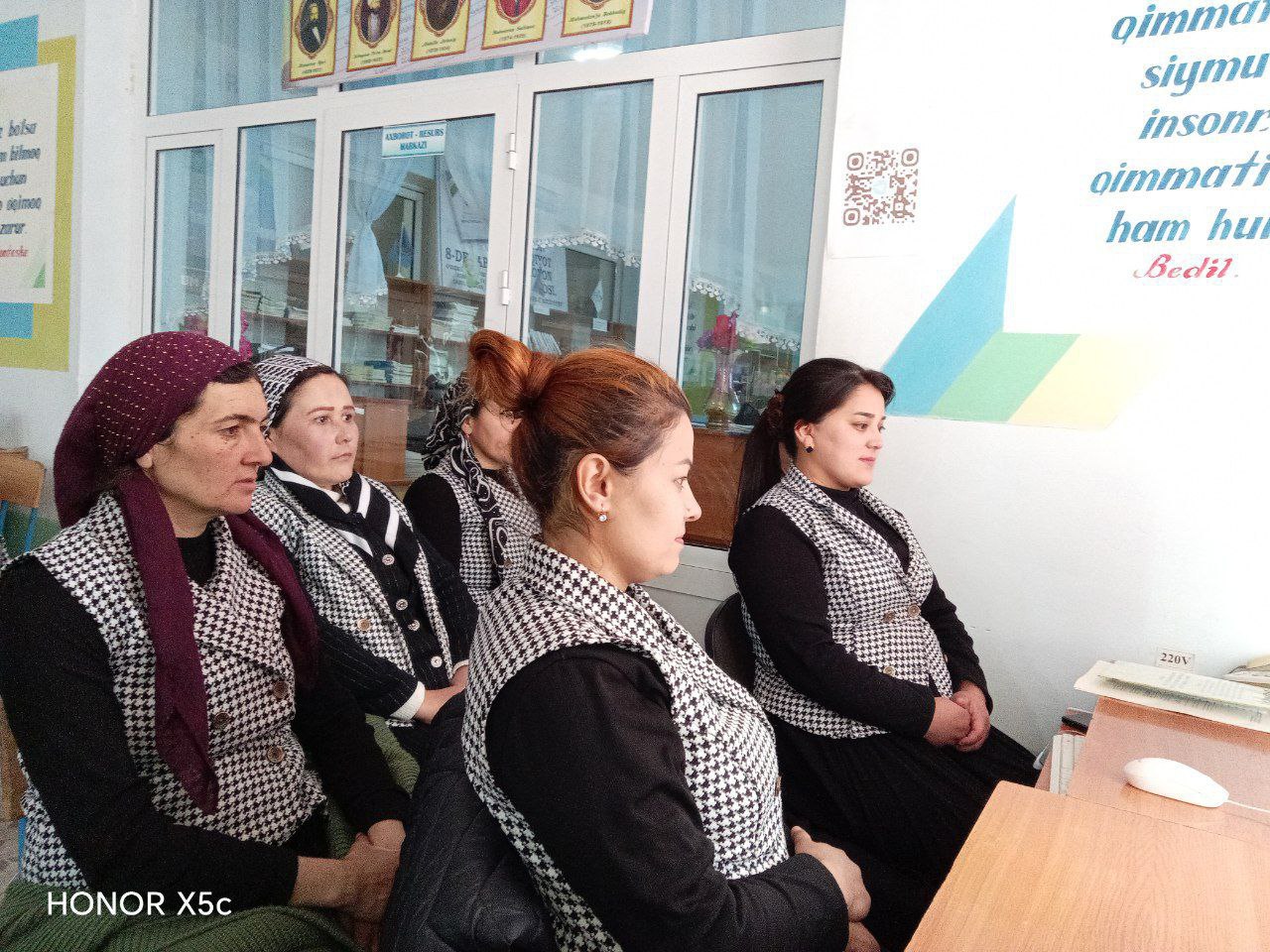 Yangiobod tuman axborot-kutubxona markazi xodimlar