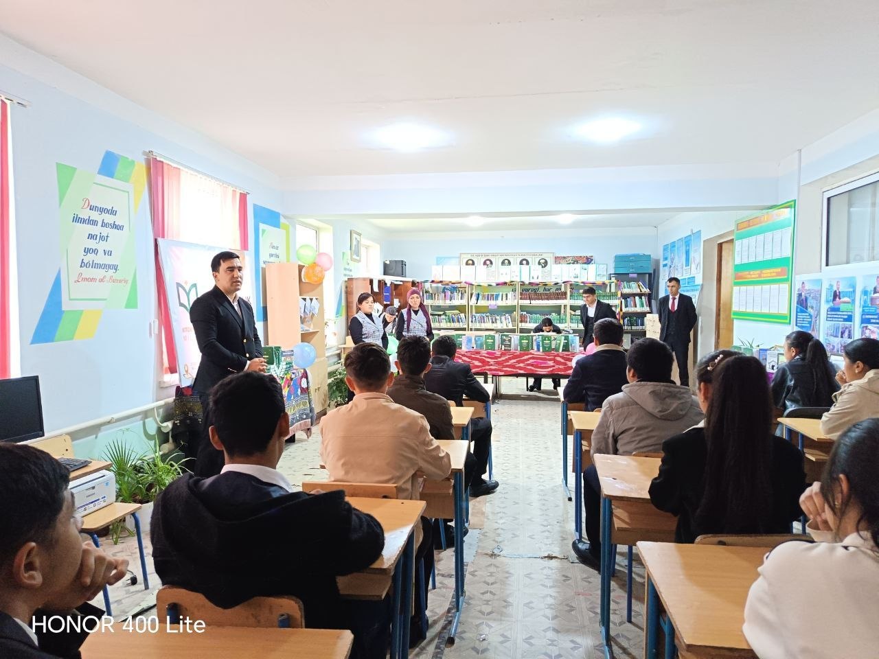 "Kitob oʻqing, lekin oʼz ishingizni  ounitmang" mavzusida davra suhbati