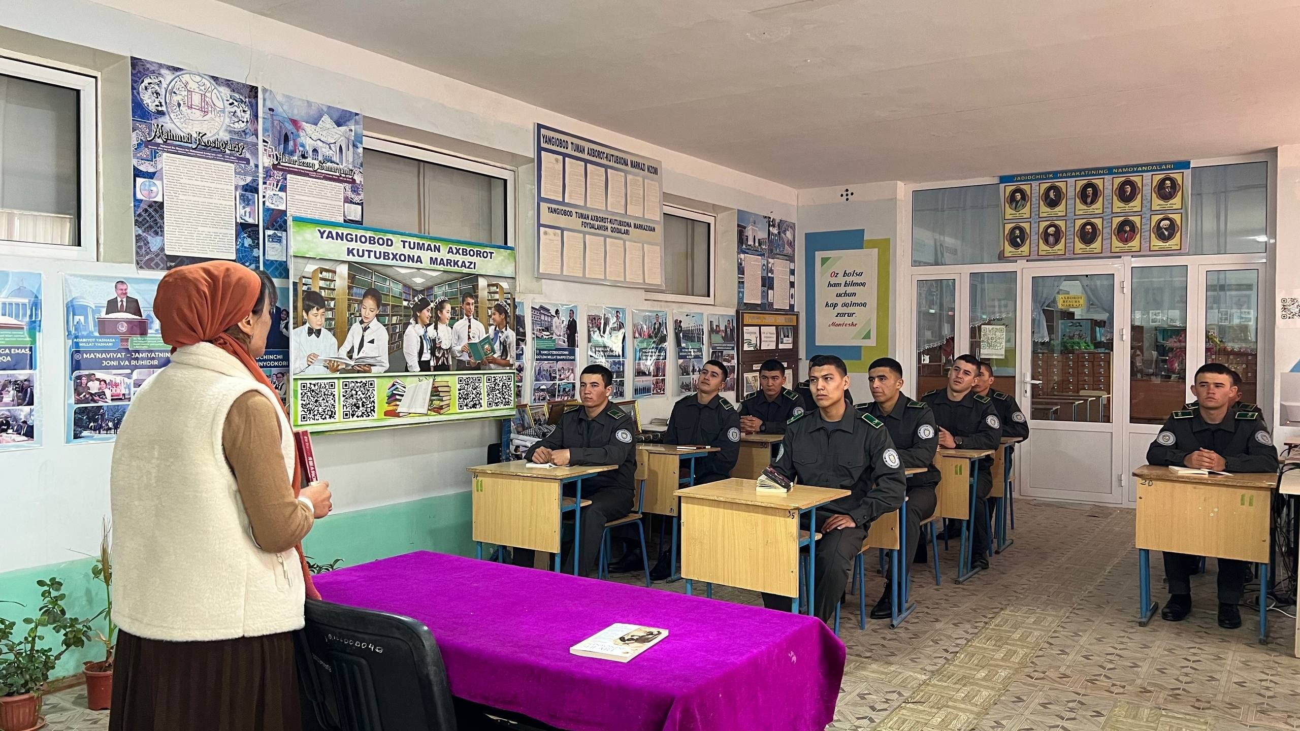 “YAŞAMOQ” KITOBI TAQDIMOTI ÖTKAZILDI
